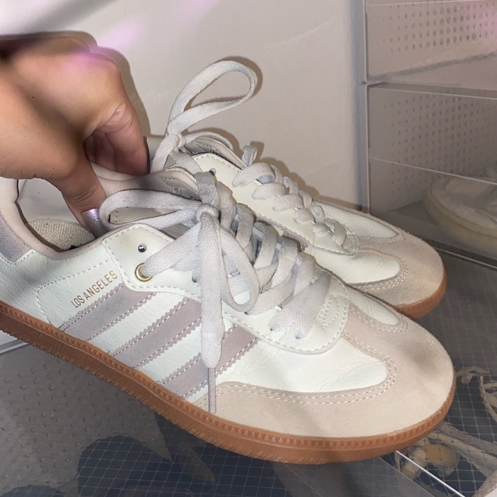 Sneakers DOOP READ CAPTION